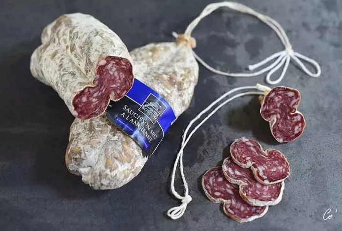 Le Saucisson Maison Bobosse : le trésor lyonnais s&rsquo;invite à La Tour-du-Pin